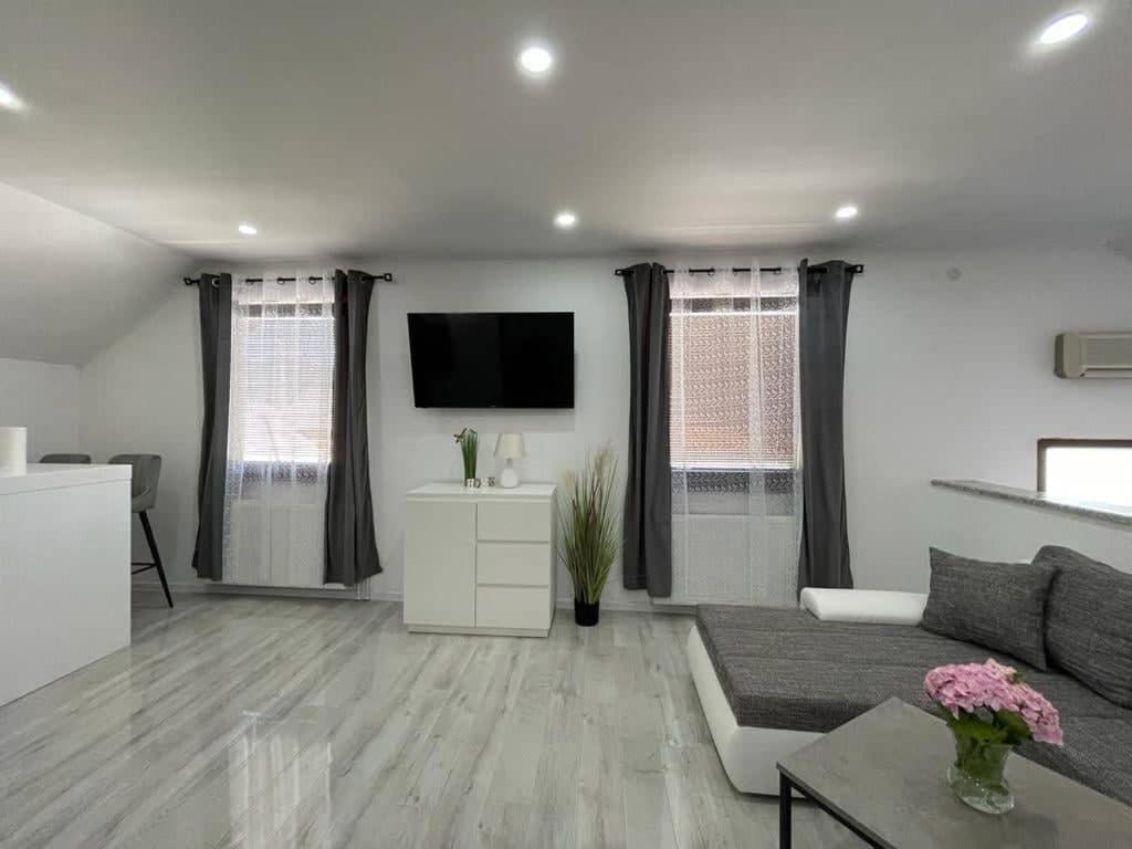 אוטוצאץ Apartman Pavenka מראה חיצוני תמונה