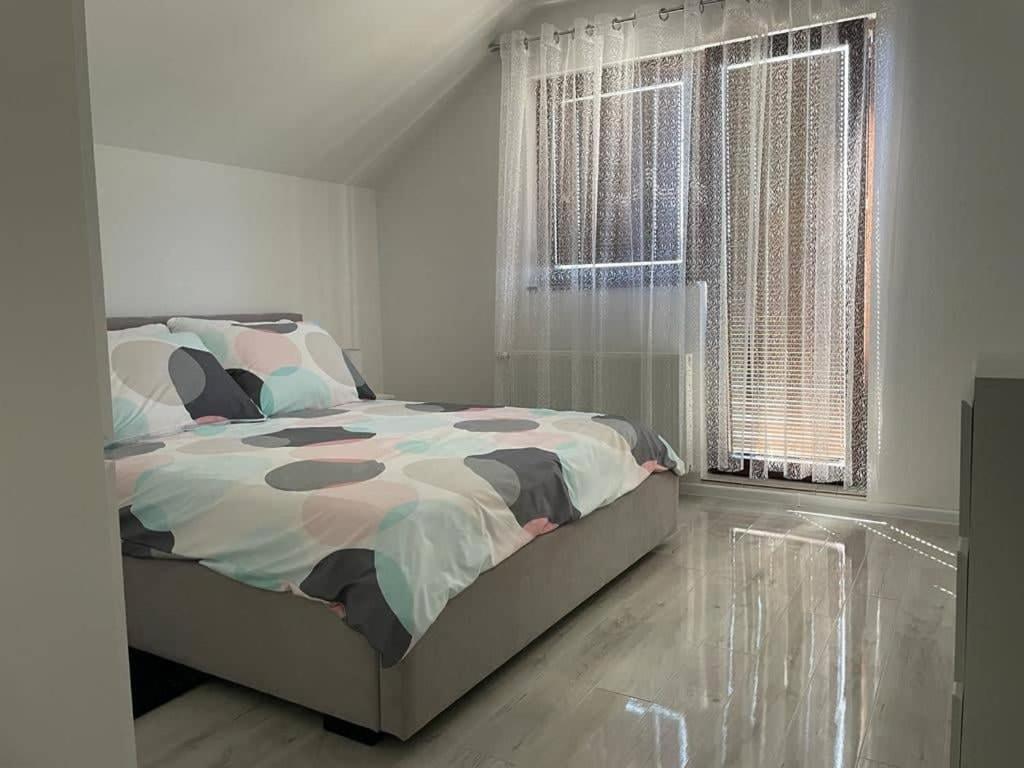 אוטוצאץ Apartman Pavenka מראה חיצוני תמונה